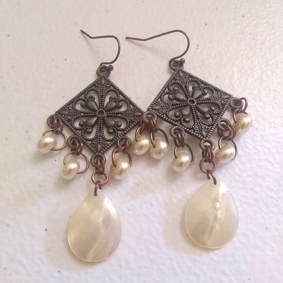 Sleek Chic Robust Feminine Girly Elegant Rustic Copper & MOP + Pearl Earrings - Picture 2 of 11
